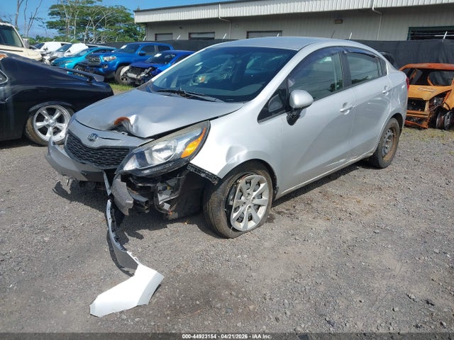KIA RIO LX 2014 KNADM4A32E6353007 Image 2