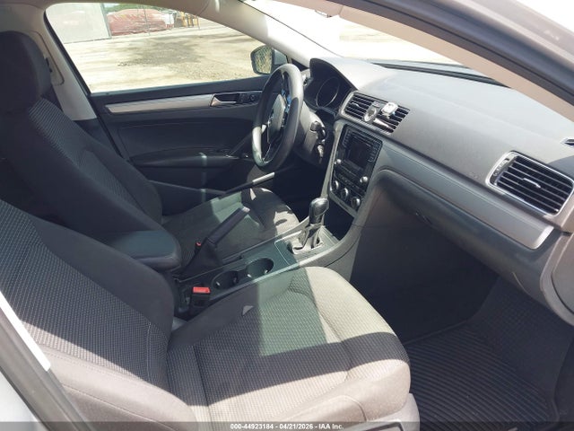 Aukcja sprzedaży 2016 Volkswagen Passat 1.8t S, vin: 1VWAS7A39GC026862, numer aukcji: 44923184