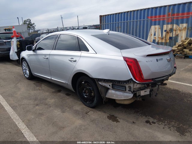 44923194 :رقم المزاد ، 2G61M5S32K9109391 vin ، 2019 Cadillac Xts Luxury مزاد بيع