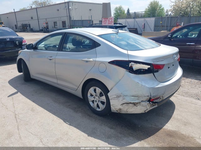Hyundai ELANTRA SE 2016 5NPDH4AEXGH740700 Image 3