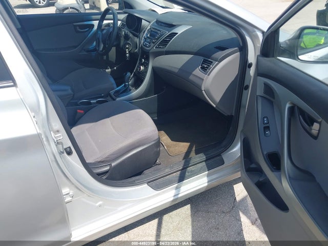 Hyundai ELANTRA SE 2016 5NPDH4AEXGH740700 Image 5