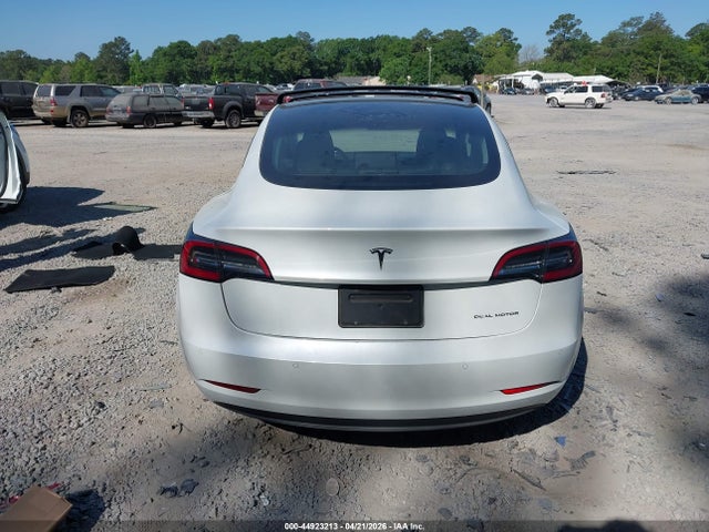 44923213 :رقم المزاد ، 5YJ3E1EB5MF924844 vin ، 2021 Tesla Model 3 Long Range Dual Motor All-wheel Drive مزاد بيع