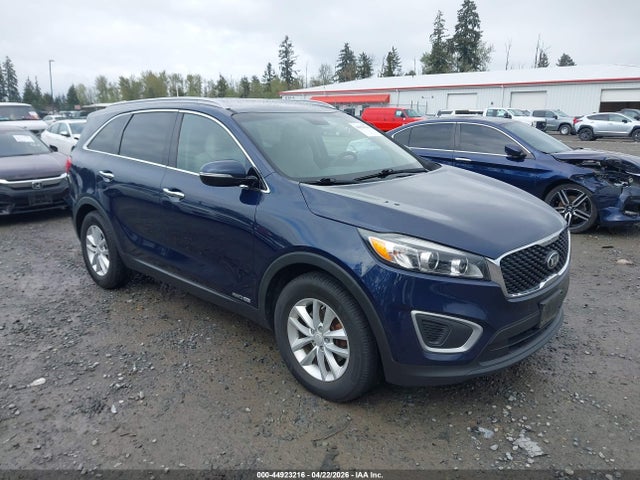 2017 5XYPGDA55HG334123 main image