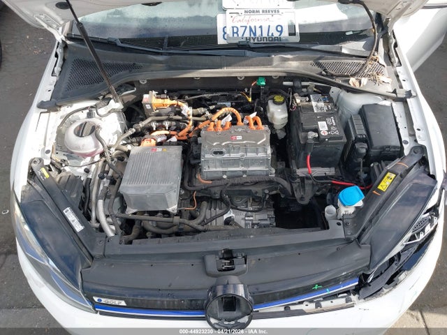 WVWPR7AU1HW950794 Volkswagen E-golf Sel Premium