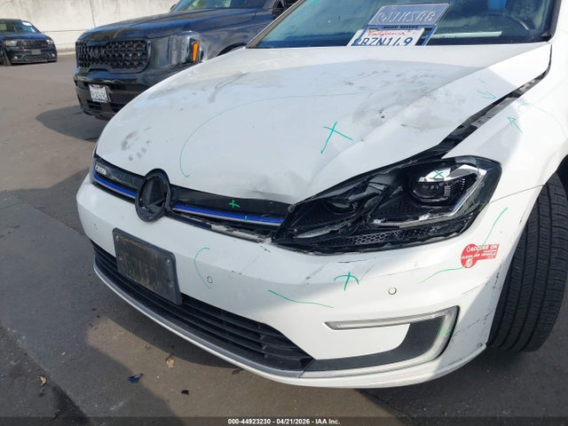 WVWPR7AU1HW950794 Volkswagen E-golf Sel Premium