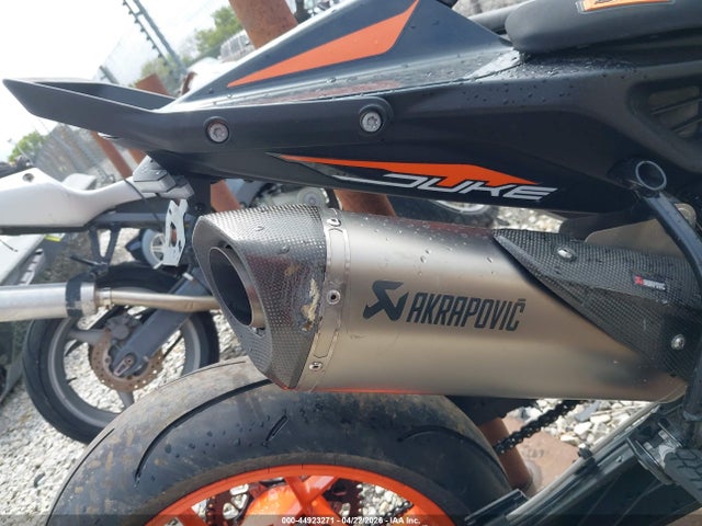 KTM 790 Duke 2020 VBKTU6401LM779080 Image 15