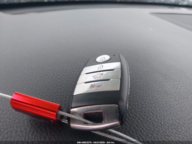 5XXGR4A61FG411137 KIA Optima Sxl Turbo