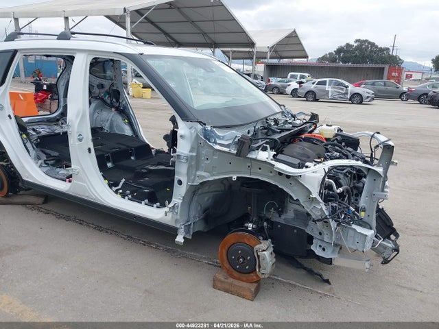 Toyota Highlander Hybrid Platinum 2025 5TDEBRCH0SS680634 Image 11