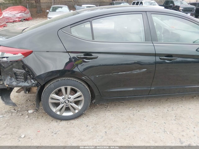 Продаж на аукціоні авто 2017 Hyundai Elantra Se, vin: 5NPD84LF5HH156681, номер лоту: 44923297