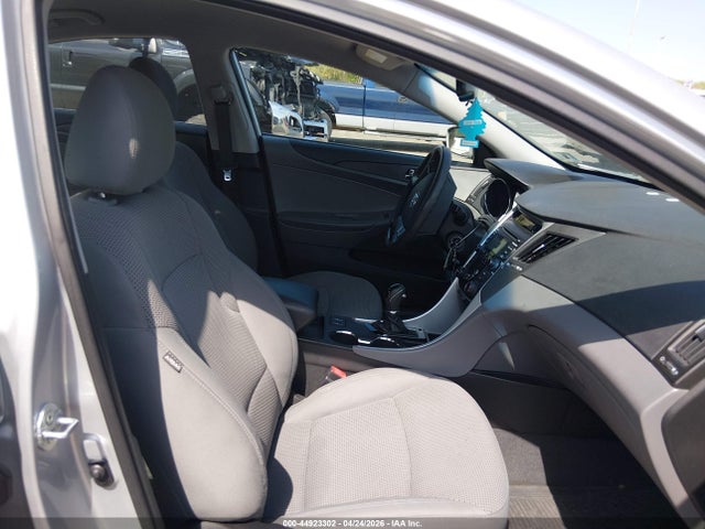 2013 Hyundai Sonata Gls მანქანა იყიდება აუქციონზე, vin: 5NPEB4AC5DH611666, აუქციონის ნომერი: 44923302