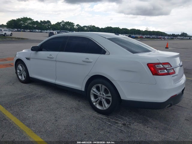 2014 Ford Taurus Sel მანქანა იყიდება აუქციონზე, vin: 1FAHP2E83EG173573, აუქციონის ნომერი: 44923320