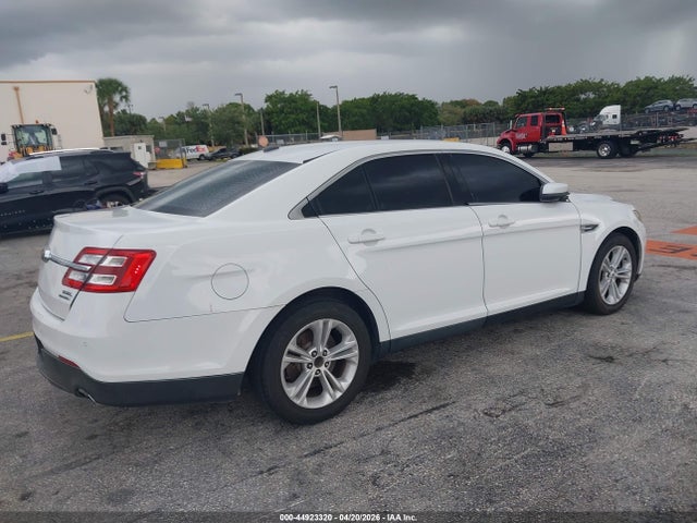 2014 Ford Taurus Sel მანქანა იყიდება აუქციონზე, vin: 1FAHP2E83EG173573, აუქციონის ნომერი: 44923320