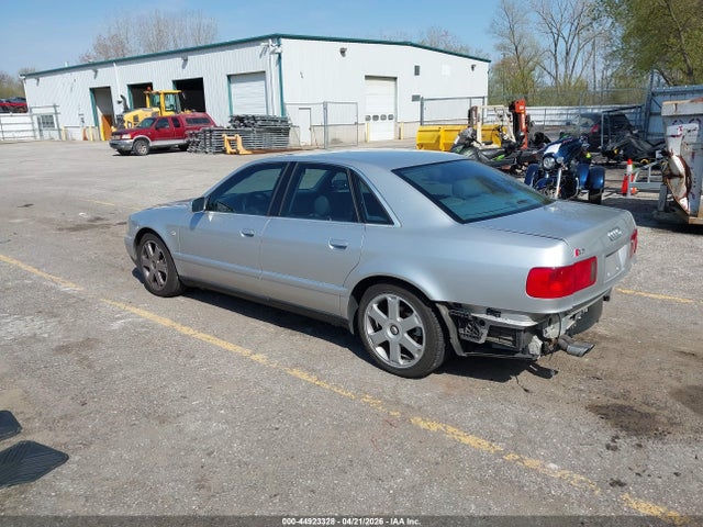 2001 Audi S8 4.2 მანქანა იყიდება აუქციონზე, vin: WAUGU54D51N013566, აუქციონის ნომერი: 44923328