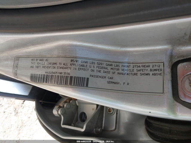 2001 Audi S8 4.2 მანქანა იყიდება აუქციონზე, vin: WAUGU54D51N013566, აუქციონის ნომერი: 44923328