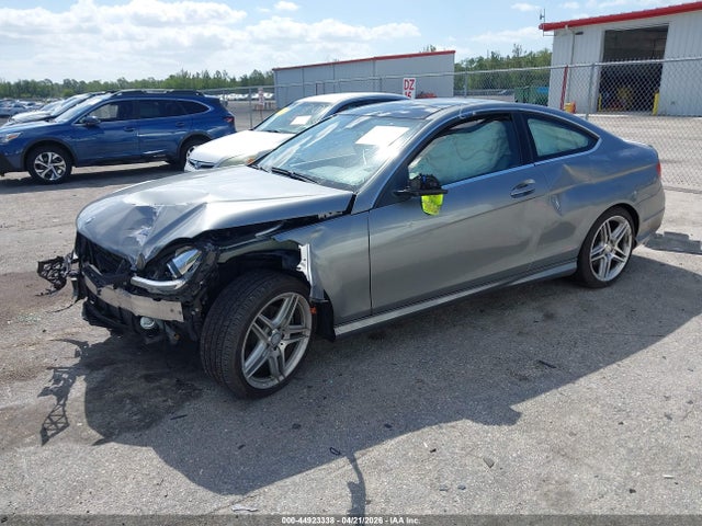 Продажа на аукционе авто 2015 Mercedes-benz C 250, vin: WDDGJ4HB3FG392051, номер лота: 44923338