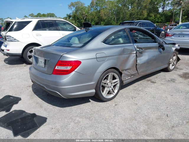 Продажа на аукционе авто 2015 Mercedes-benz C 250, vin: WDDGJ4HB3FG392051, номер лота: 44923338