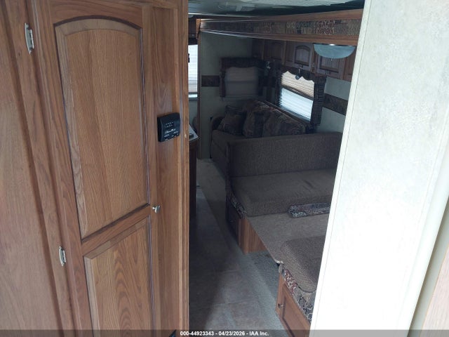 2012 Forest River Flagstaff Super-lite მანქანა იყიდება აუქციონზე, vin: 4X4TFLE21CD117715, აუქციონის ნომერი: 44923343