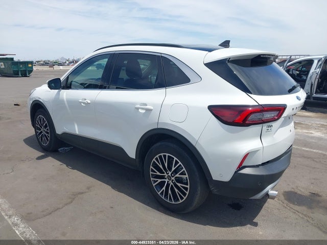44923351 :رقم المزاد ، 1FMCU0E16RUA15381 vin ، 2024 Ford Escape Phev مزاد بيع
