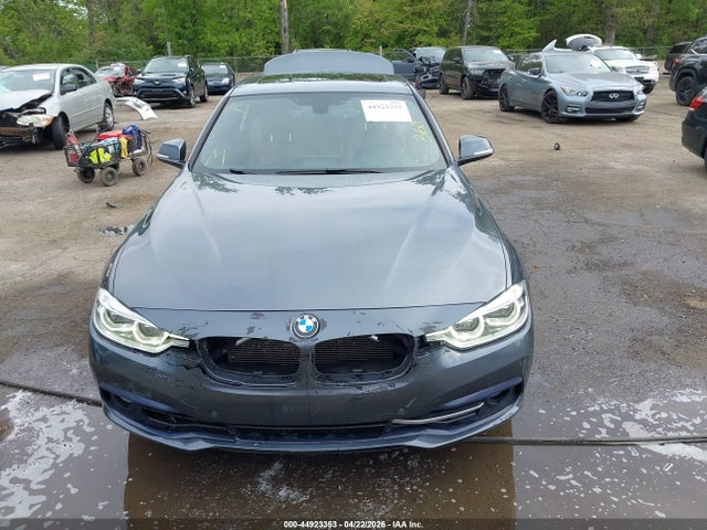 2016 Bmw 328i Xdrive მანქანა იყიდება აუქციონზე, vin: WBA8E3G50GNU02098, აუქციონის ნომერი: 44923353