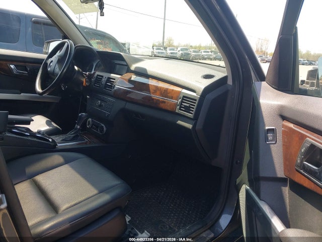 44923356 :رقم المزاد ، WDCGG8HB9AF432898 vin ، 2010 Mercedes-benz Glk 350 4matic مزاد بيع