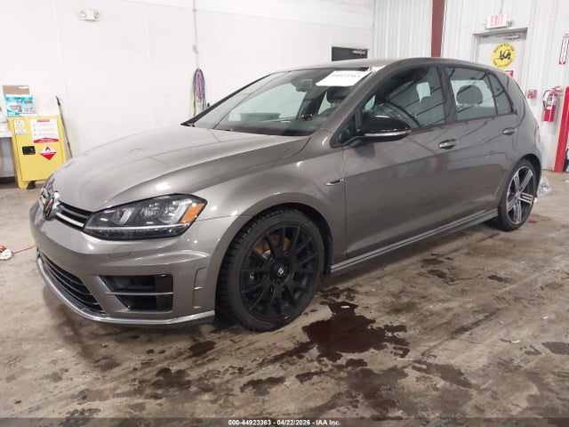 2016 Volkswagen Golf R 4-door მანქანა იყიდება აუქციონზე, vin: WVWUF7AU0GW139224, აუქციონის ნომერი: 44923363
