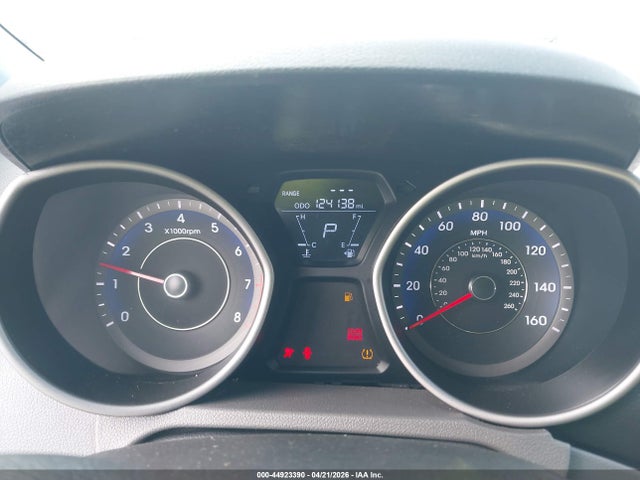 2013 Hyundai Elantra Limited მანქანა იყიდება აუქციონზე, vin: KMHDH4AE5DU720674, აუქციონის ნომერი: 44923390