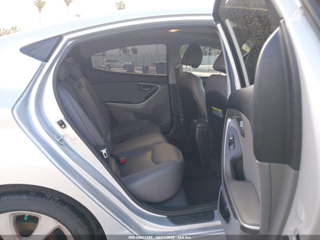 2013 Hyundai Elantra Limited მანქანა იყიდება აუქციონზე, vin: KMHDH4AE5DU720674, აუქციონის ნომერი: 44923390