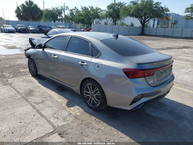2022 Kia Forte Gt-line მანქანა იყიდება აუქციონზე, vin: 3KPF54AD8NE489363, აუქციონის ნომერი: 44923408