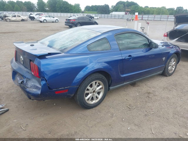 2009 Ford Mustang V6/v6 Premium მანქანა იყიდება აუქციონზე, vin: 1ZVHT80N595138893, აუქციონის ნომერი: 44923434