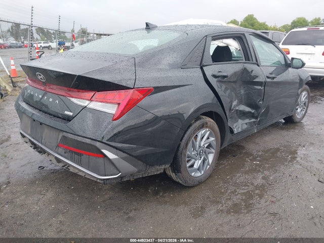 44923437 :رقم المزاد ، KMHLM4DJ2TU198164 vin ، 2026 Hyundai Elantra Hybrid Blue مزاد بيع