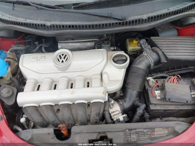 Продажа на аукционе авто 2010 Volkswagen New Beetle 2.5l, vin: 3VWRW3AL1AM002786, номер лота: 44923489