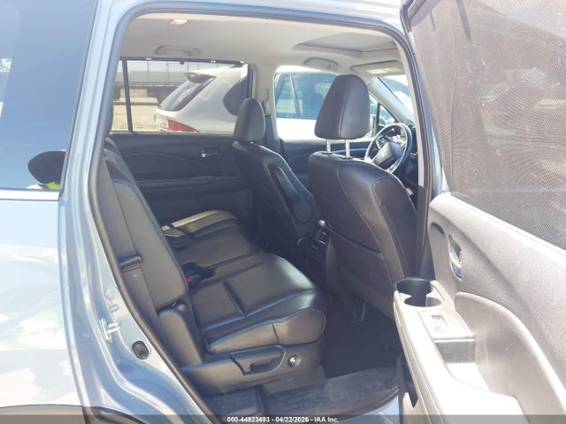 5FNYF5H29NB013603 Honda Pilot 2wd Special Edition