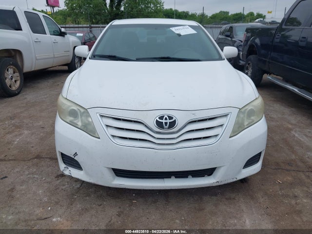 2011 Toyota Camry Le მანქანა იყიდება აუქციონზე, vin: 4T1BF3EK4BU745215, აუქციონის ნომერი: 44923510