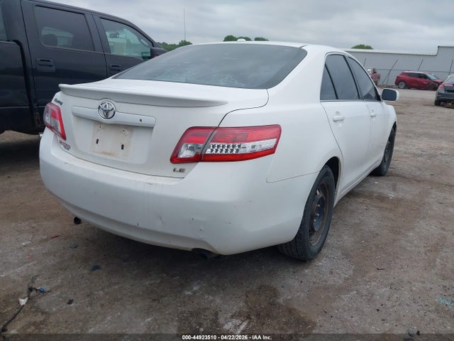 2011 Toyota Camry Le მანქანა იყიდება აუქციონზე, vin: 4T1BF3EK4BU745215, აუქციონის ნომერი: 44923510
