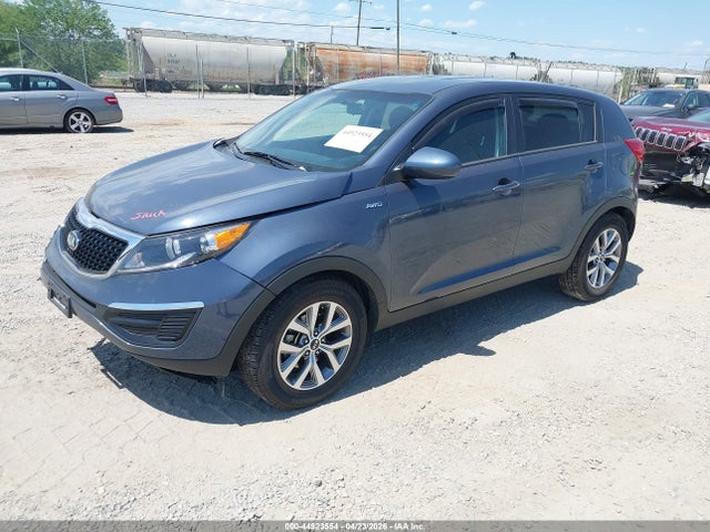 Продажа на аукционе авто 2016 Kia Sportage Lx, vin: KNDPBCAC1G7880372, номер лота: 44923554