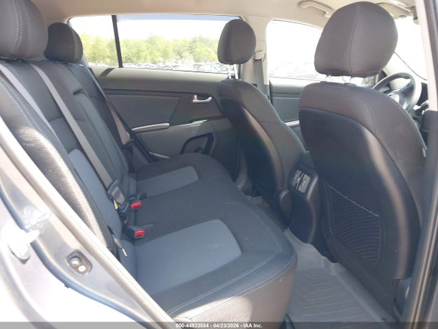 Продажа на аукционе авто 2016 Kia Sportage Lx, vin: KNDPBCAC1G7880372, номер лота: 44923554