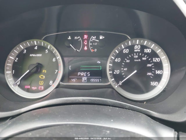 44923559 :رقم المزاد ، 3N1AB7AP2EY319001 vin ، 2014 Nissan Sentra Sr مزاد بيع