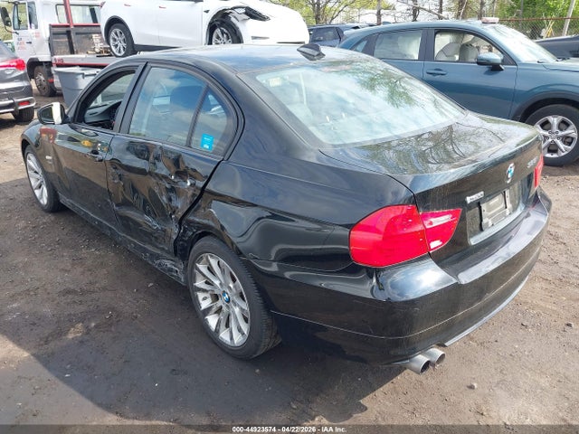 44923574 :رقم المزاد ، WBAPK5C51BA994553 vin ، 2011 Bmw 328i Xdrive مزاد بيع
