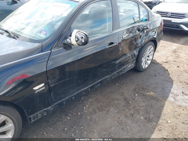 44923574 :رقم المزاد ، WBAPK5C51BA994553 vin ، 2011 Bmw 328i Xdrive مزاد بيع