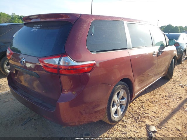 44923577 :رقم المزاد ، 5TDZK3DC5GS733904 vin ، 2016 Toyota Sienna L 7 Passenger مزاد بيع