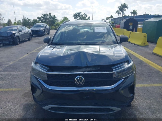 Продаж на аукціоні авто 2022 Volkswagen Taos 1.5t S, vin: 3VVDX7B26NM005102, номер лоту: 44923589
