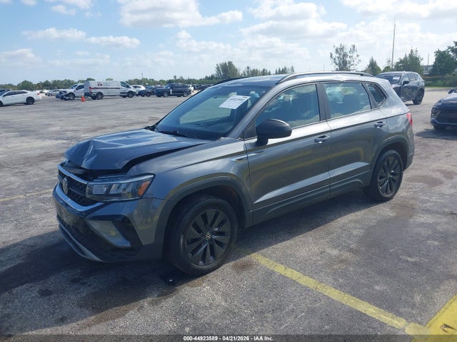 Продаж на аукціоні авто 2022 Volkswagen Taos 1.5t S, vin: 3VVDX7B26NM005102, номер лоту: 44923589