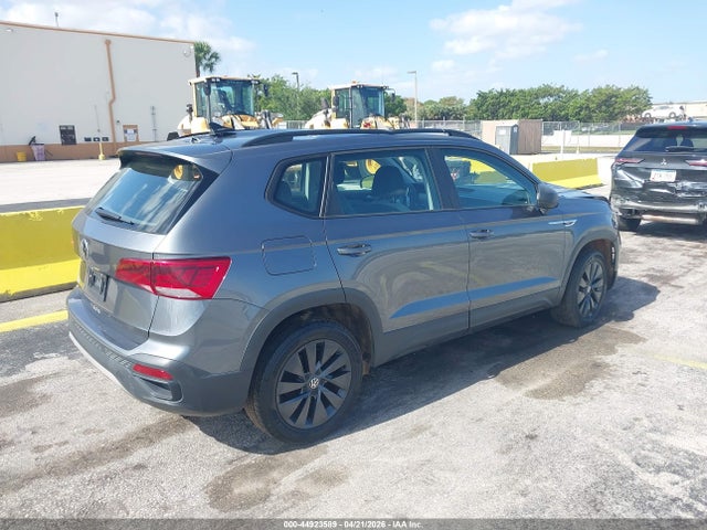 Продаж на аукціоні авто 2022 Volkswagen Taos 1.5t S, vin: 3VVDX7B26NM005102, номер лоту: 44923589