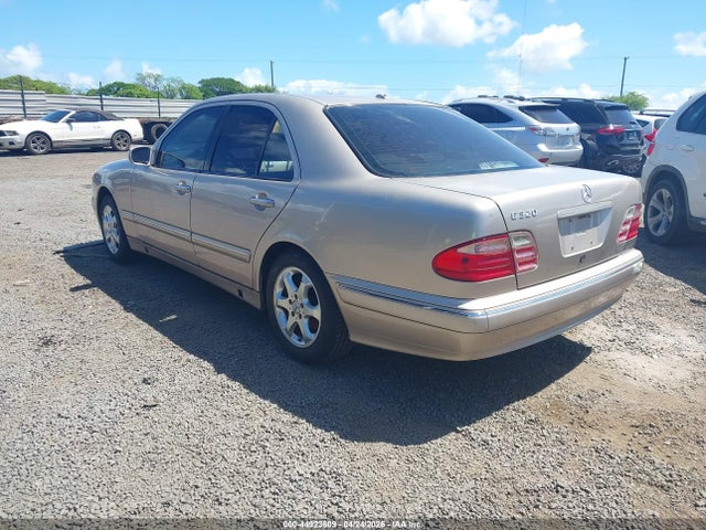 Auction sale of the 2002 Mercedes-benz E 320 Special Edition, vin: WDBJF65J22B404091, lot number: 44923609