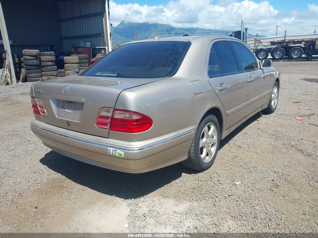 Auction sale of the 2002 Mercedes-benz E 320 Special Edition, vin: WDBJF65J22B404091, lot number: 44923609