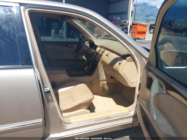 Auction sale of the 2002 Mercedes-benz E 320 Special Edition, vin: WDBJF65J22B404091, lot number: 44923609