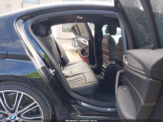 WBAJE5C51JWA93734 BMW 540I