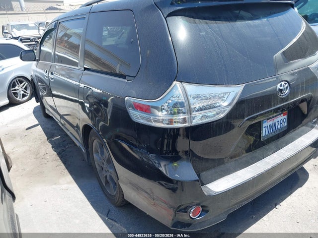 Aukcja sprzedaży 2016 Toyota Sienna Se 8 Passenger, vin: 5TDXK3DC0GS731968, numer aukcji: 44923635