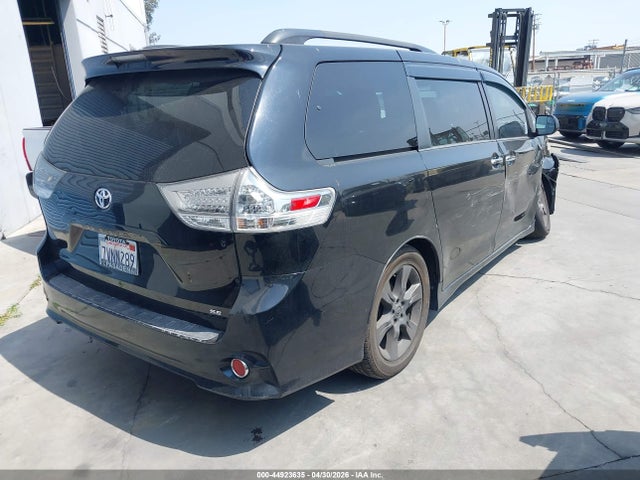 Aukcja sprzedaży 2016 Toyota Sienna Se 8 Passenger, vin: 5TDXK3DC0GS731968, numer aukcji: 44923635