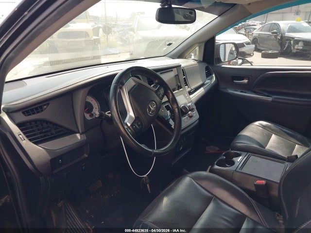 Aukcja sprzedaży 2016 Toyota Sienna Se 8 Passenger, vin: 5TDXK3DC0GS731968, numer aukcji: 44923635